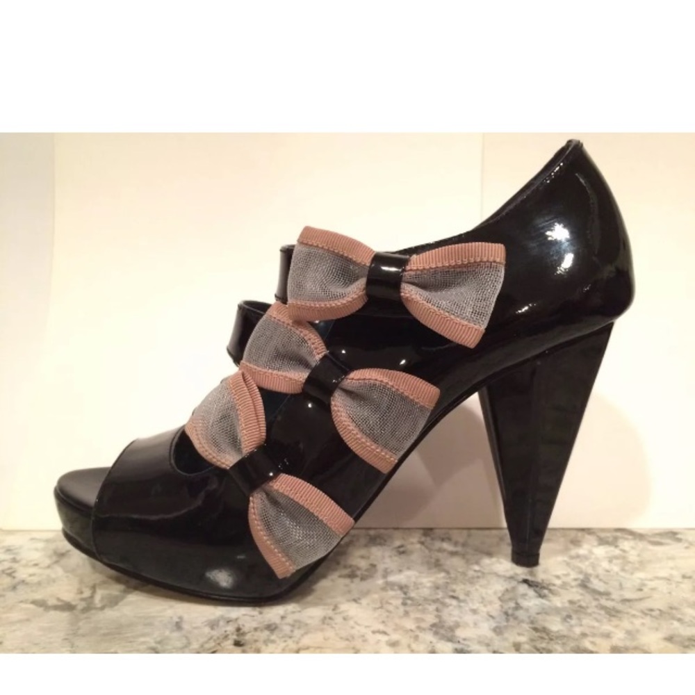 Daniblack Mary Janes patent pumps heels black 6.5